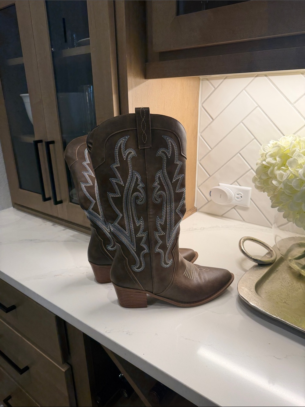 Women's Brown Embroidered Western Heeled Boots, faux leather